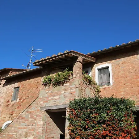 Near Trasimeno Vineyards 別荘 *